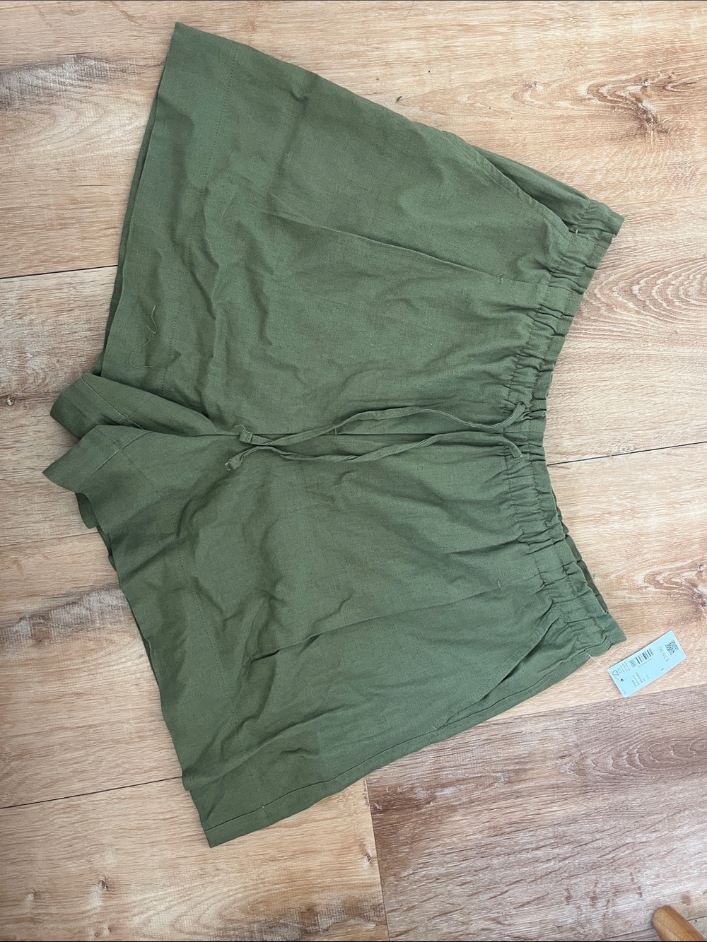 NWT Reitmans Green Drawstring Women’s Casual Shorts